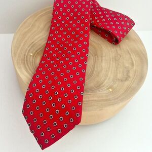 Vintage A Giorgio Red 100% Silk Neck Tie With Floral Blue/White